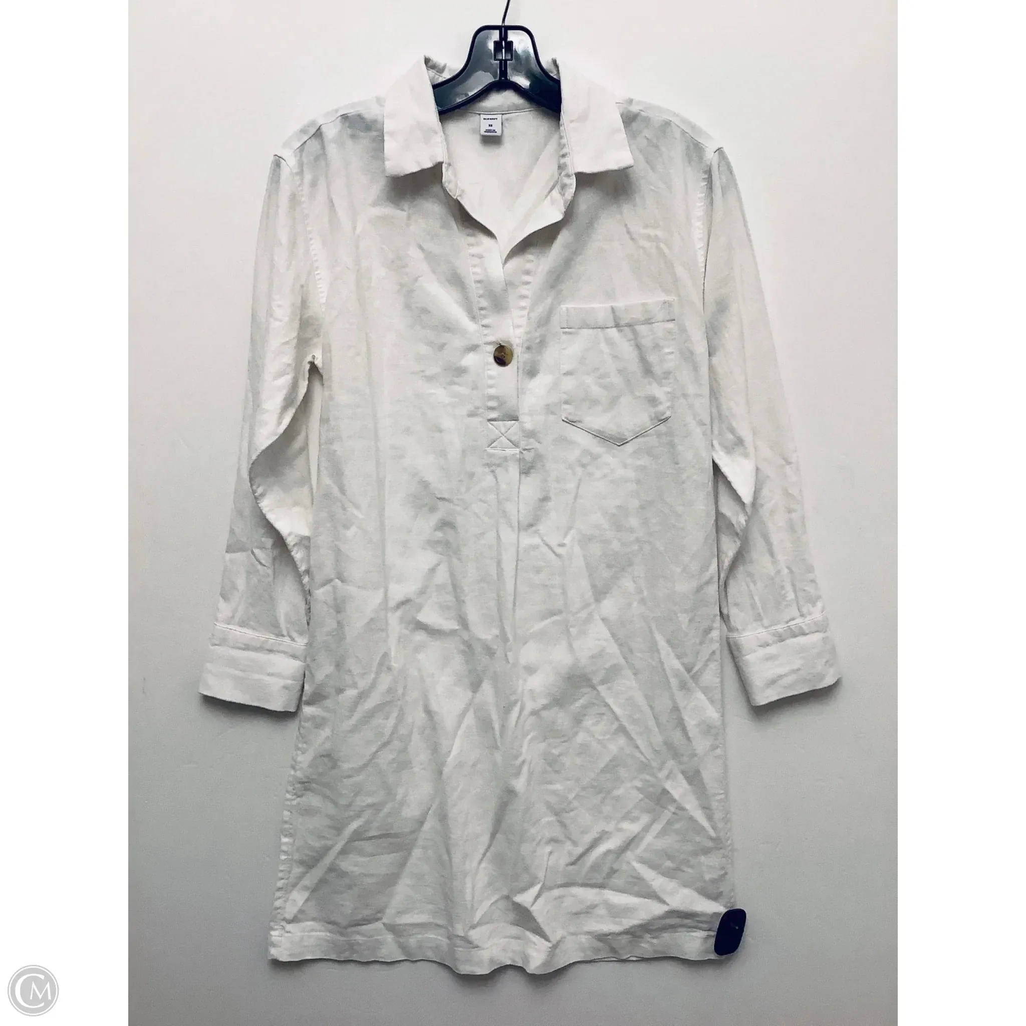 Dress Casual Short By Old Navy In White, Size: Xs
