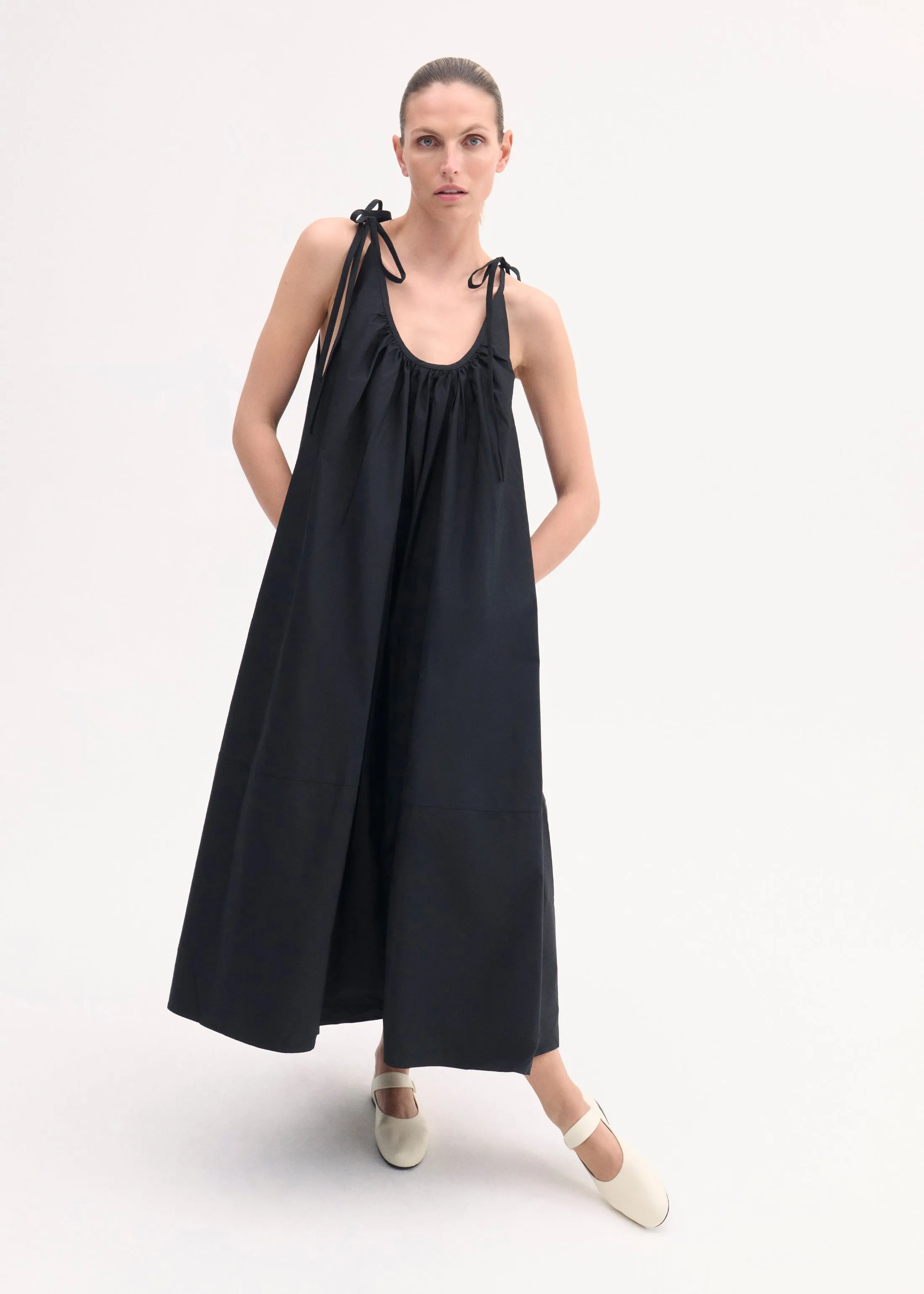 Gathered Halter Dress in Cotton Poplin - Black