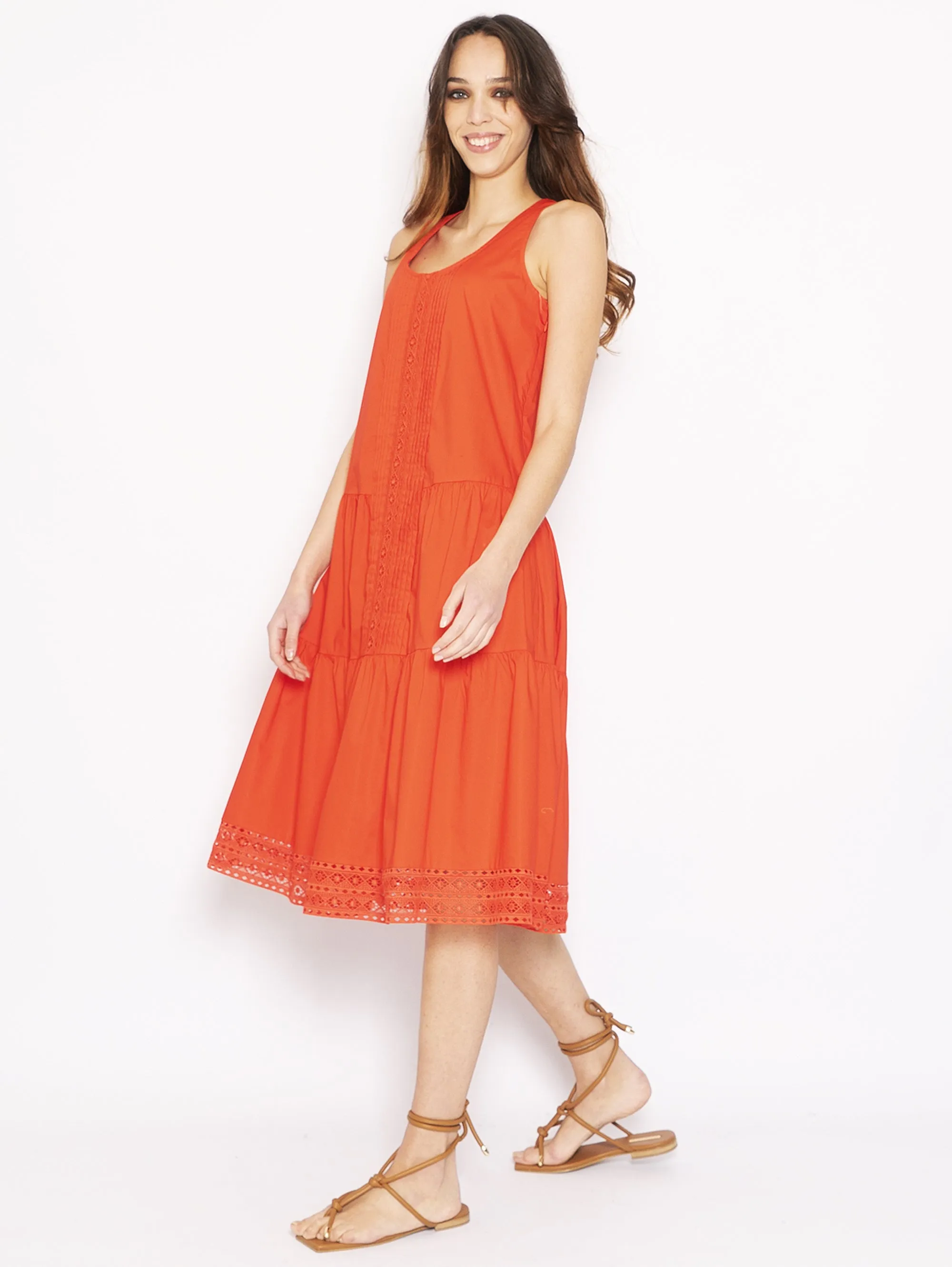 Longuette Dress with Coral Lace