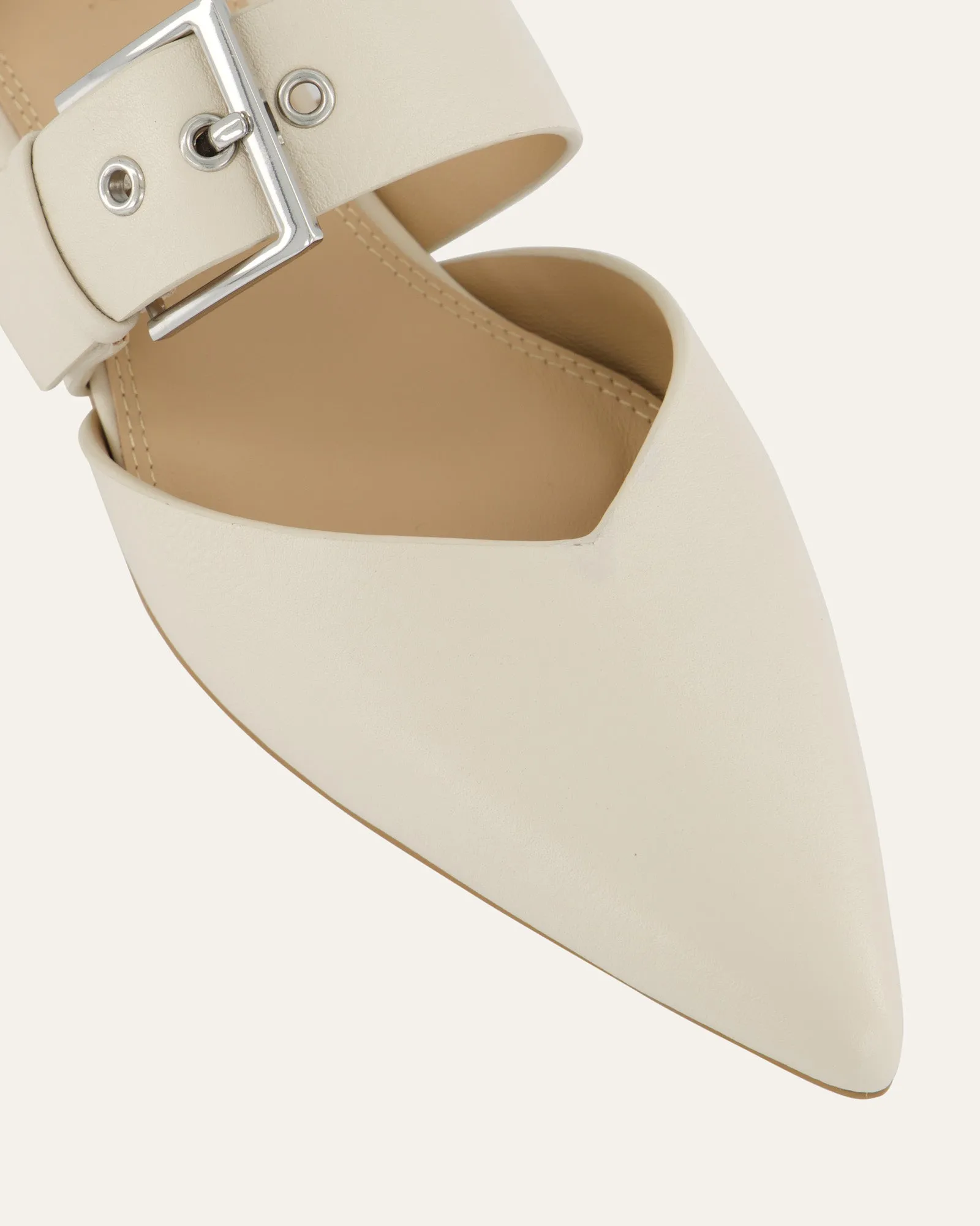 NEELA DRESS FLATS OFF WHITE LEATHER