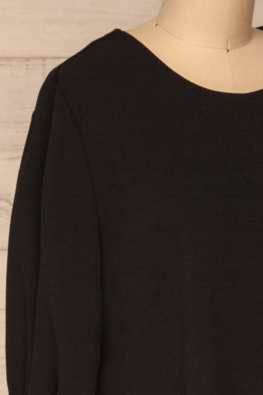 Otake Black | Top with Pearls