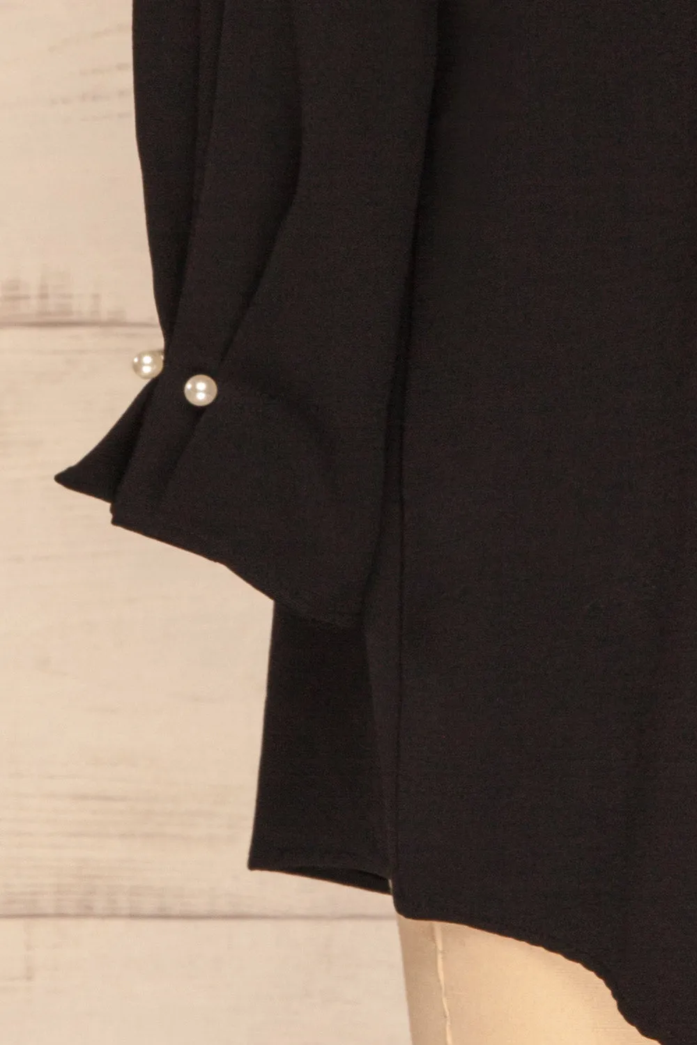 Otake Black | Top with Pearls