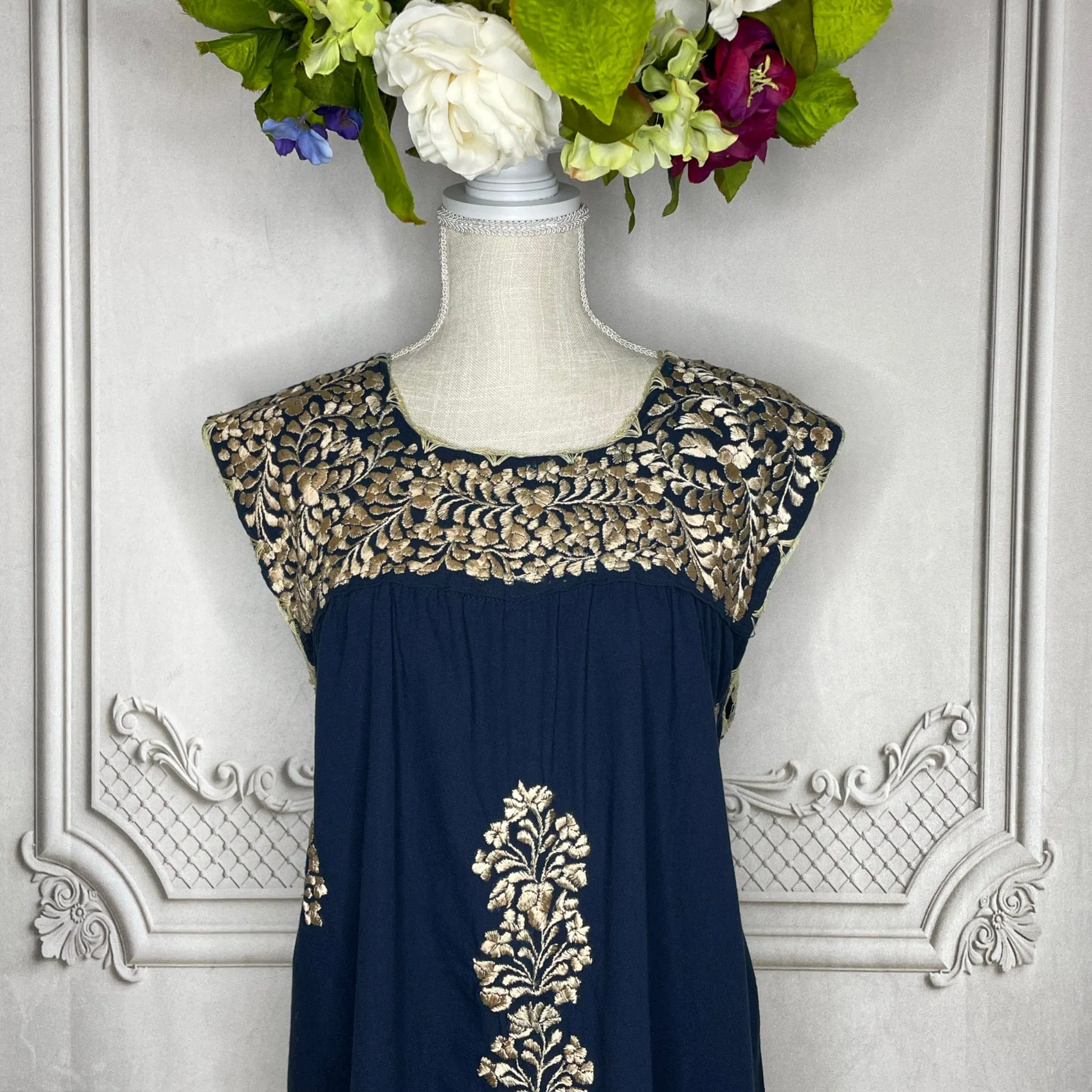 San Antonino Mexican Sleeveless Dress in Manta - Gold