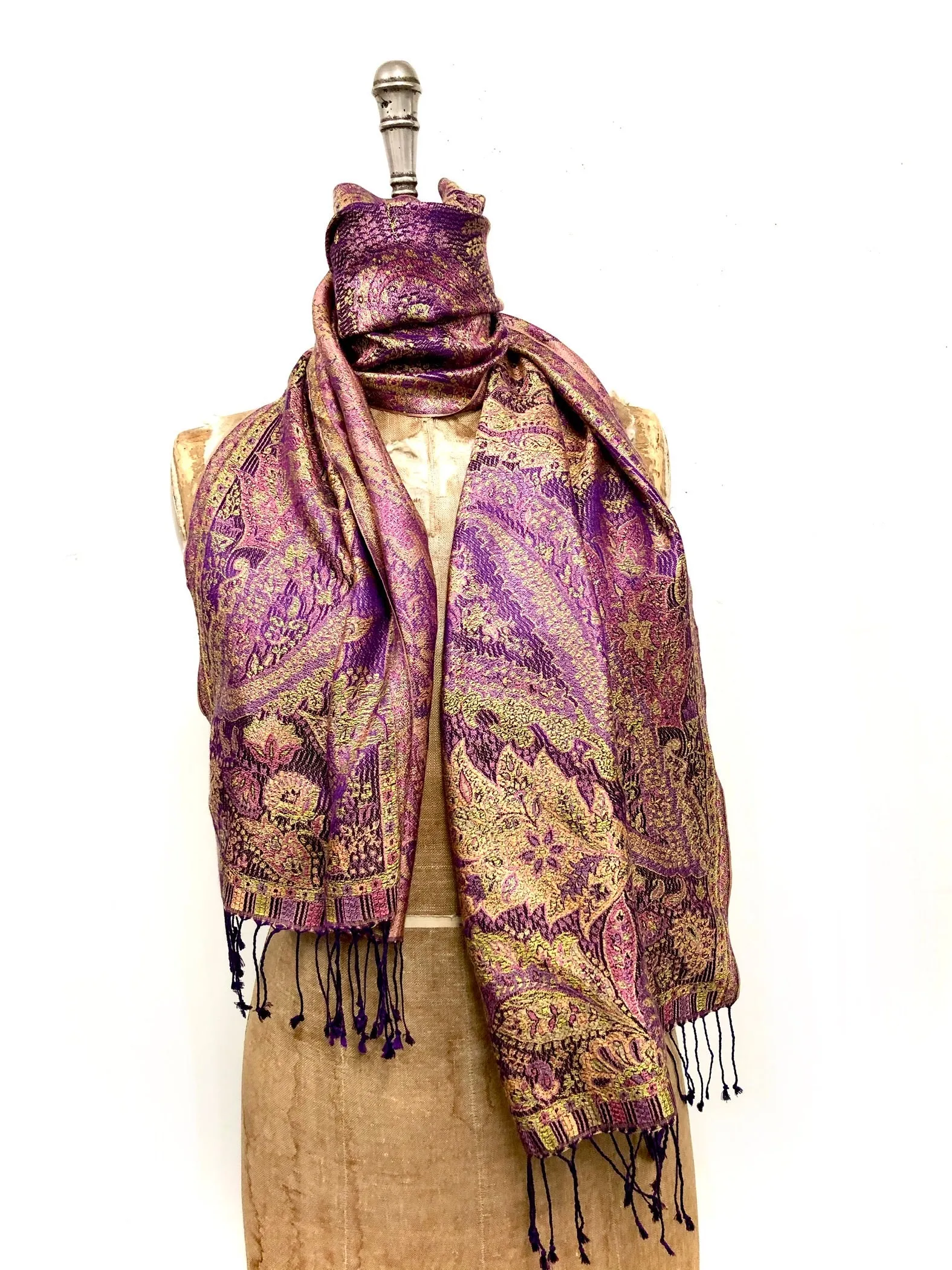Silk jacquard loom scarf