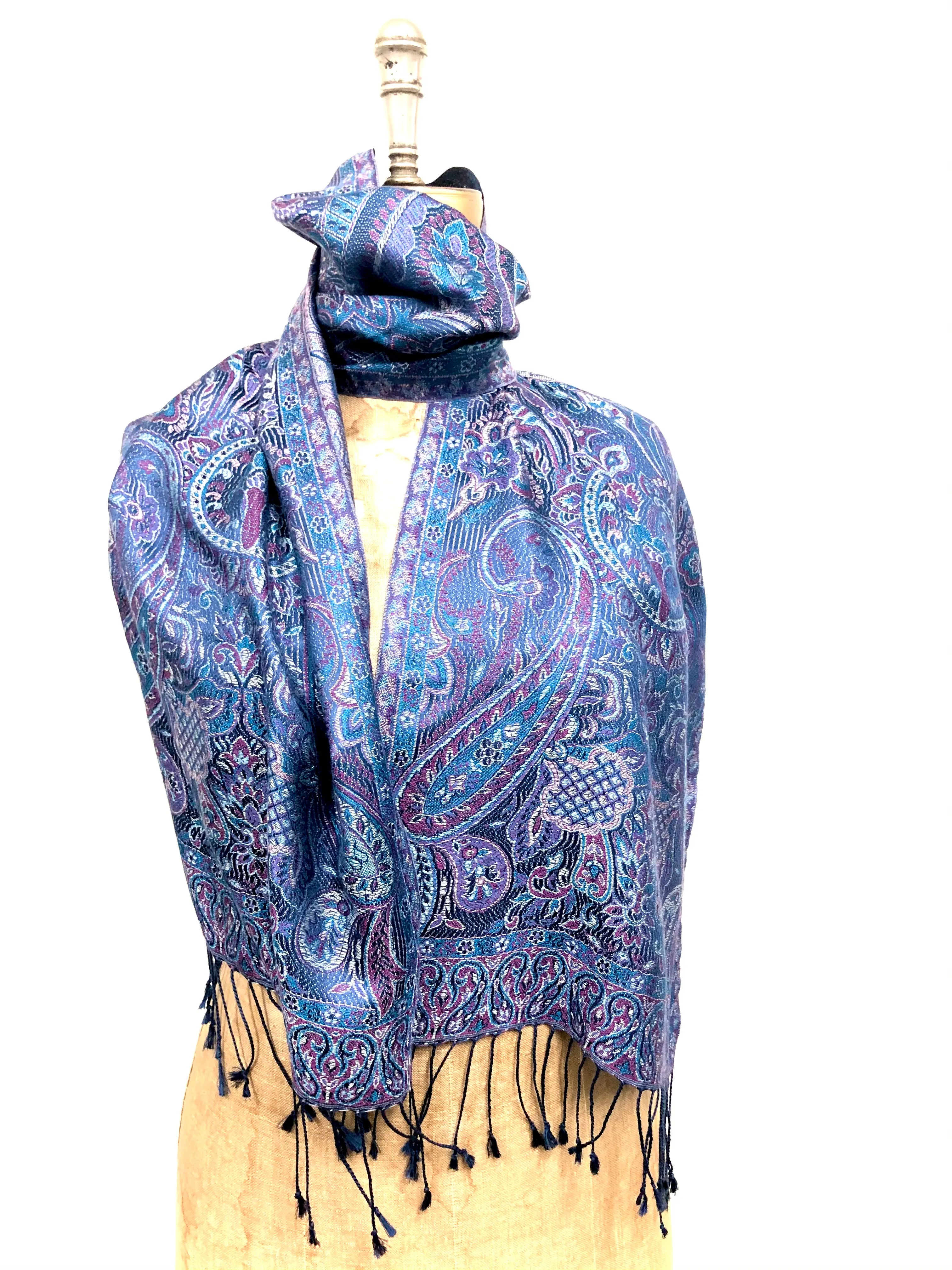 Silk jacquard loom scarf