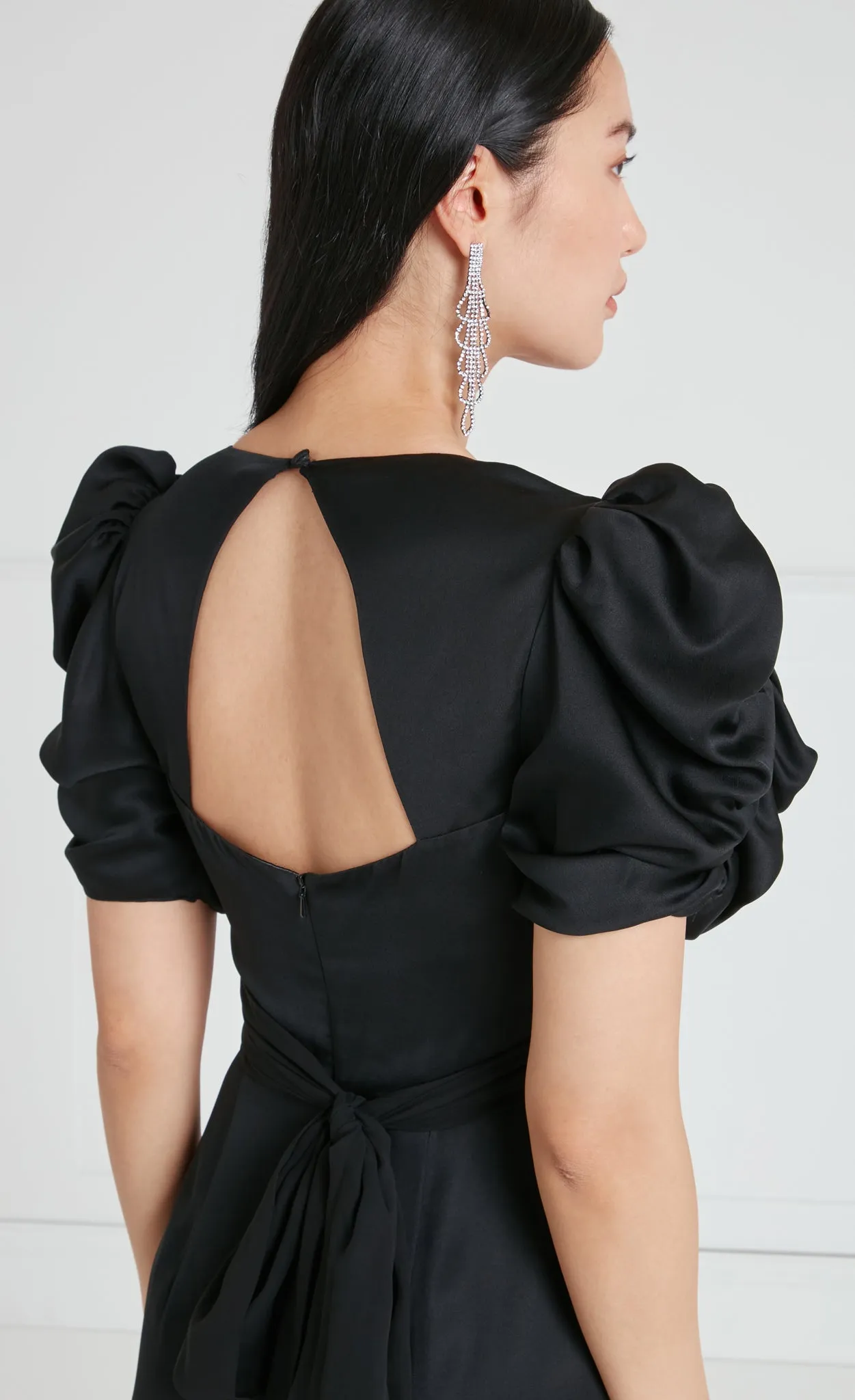 Sofia Sleeved Dress - Black