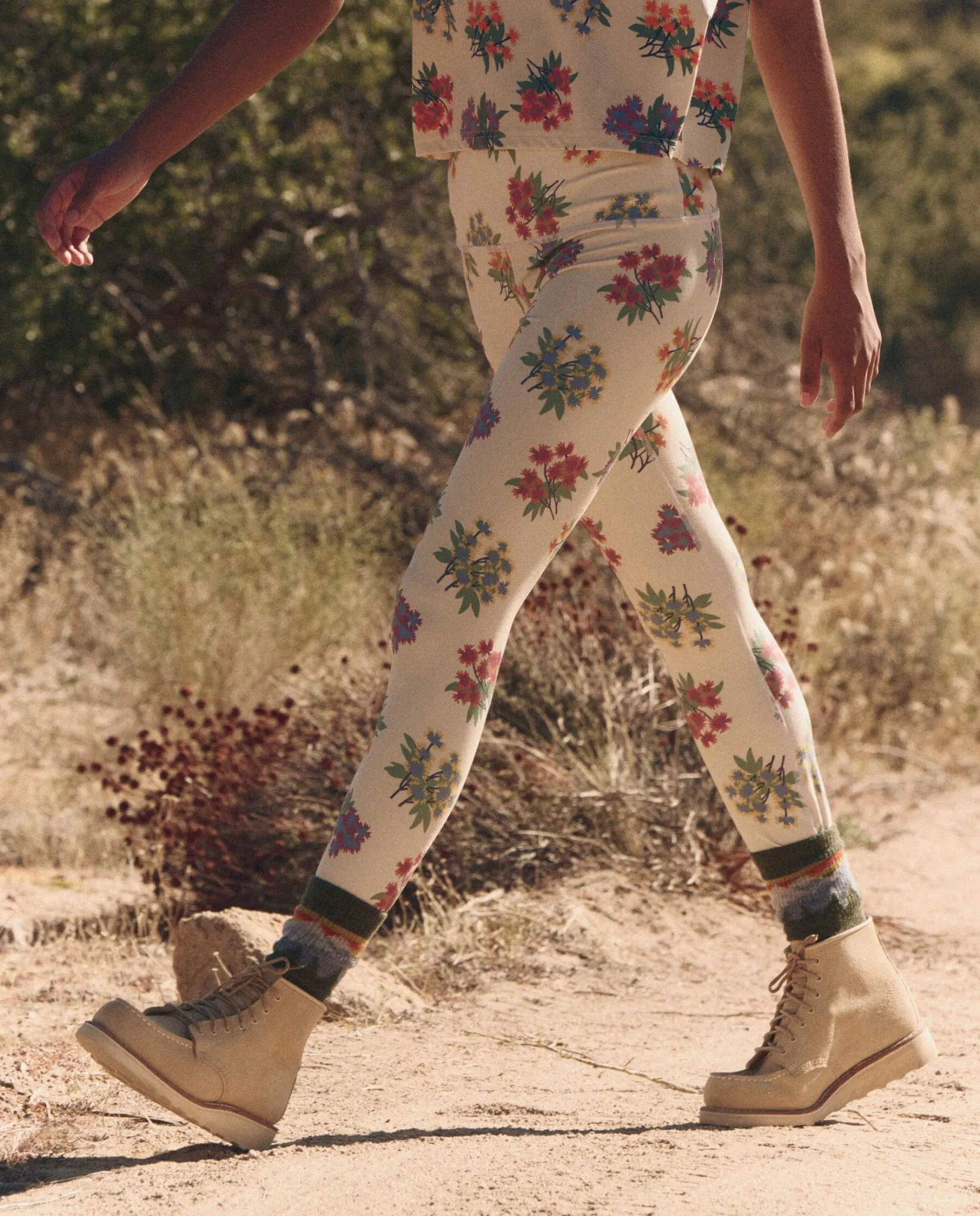 The Great Outdoors - Khaki Palisade Floral Legging