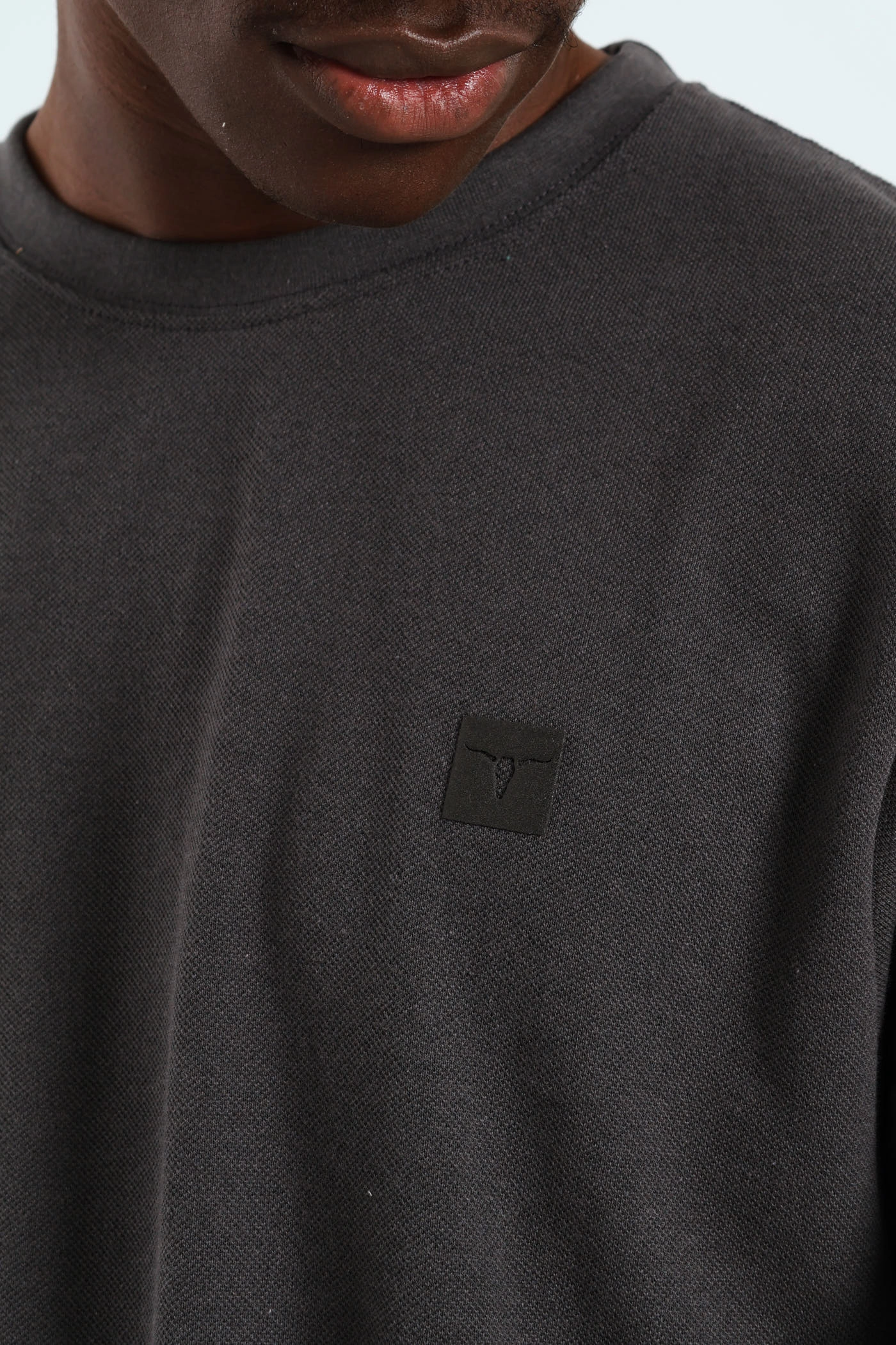 Utility Curved Hem Long Sleeve Tee - Charcoal