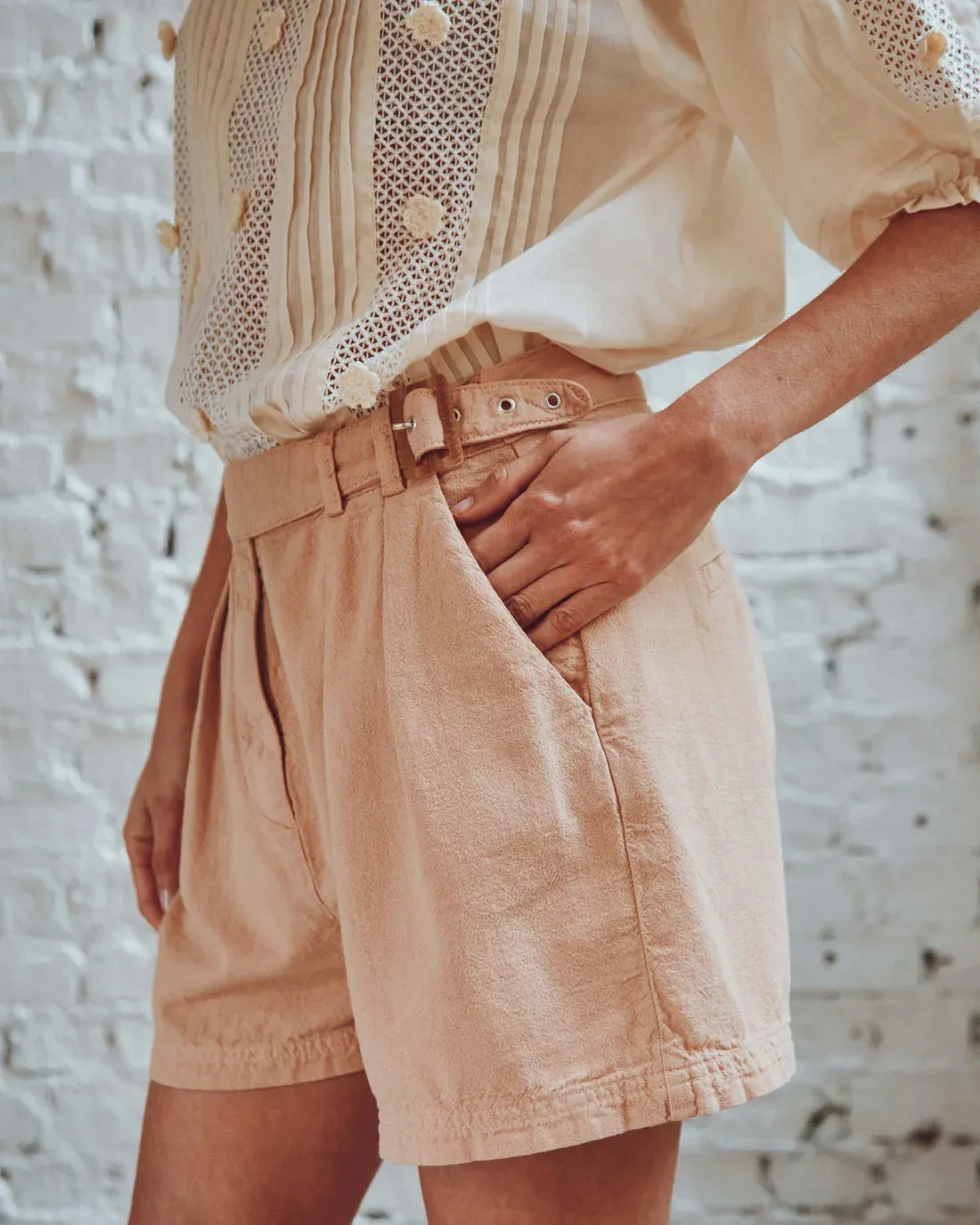 Women Shorts Basile Sesame - قصيرة