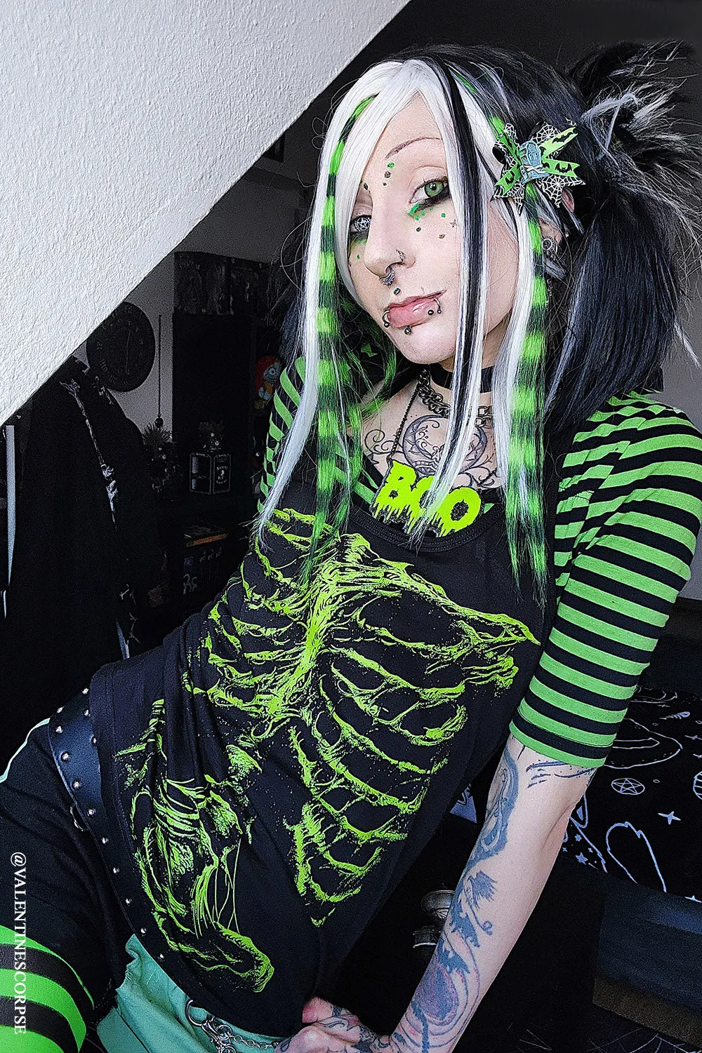 Zombie Rot Skeleton T-shirt [Monster Green]